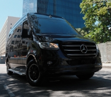 van2 (1)